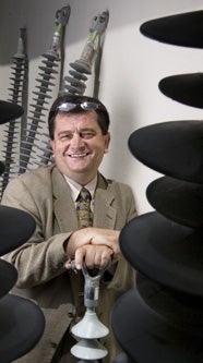 DU Professor Maciej Kumosa