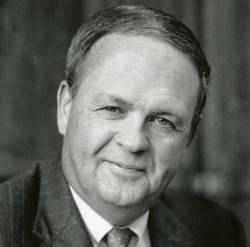 Photo of Dwight Smith