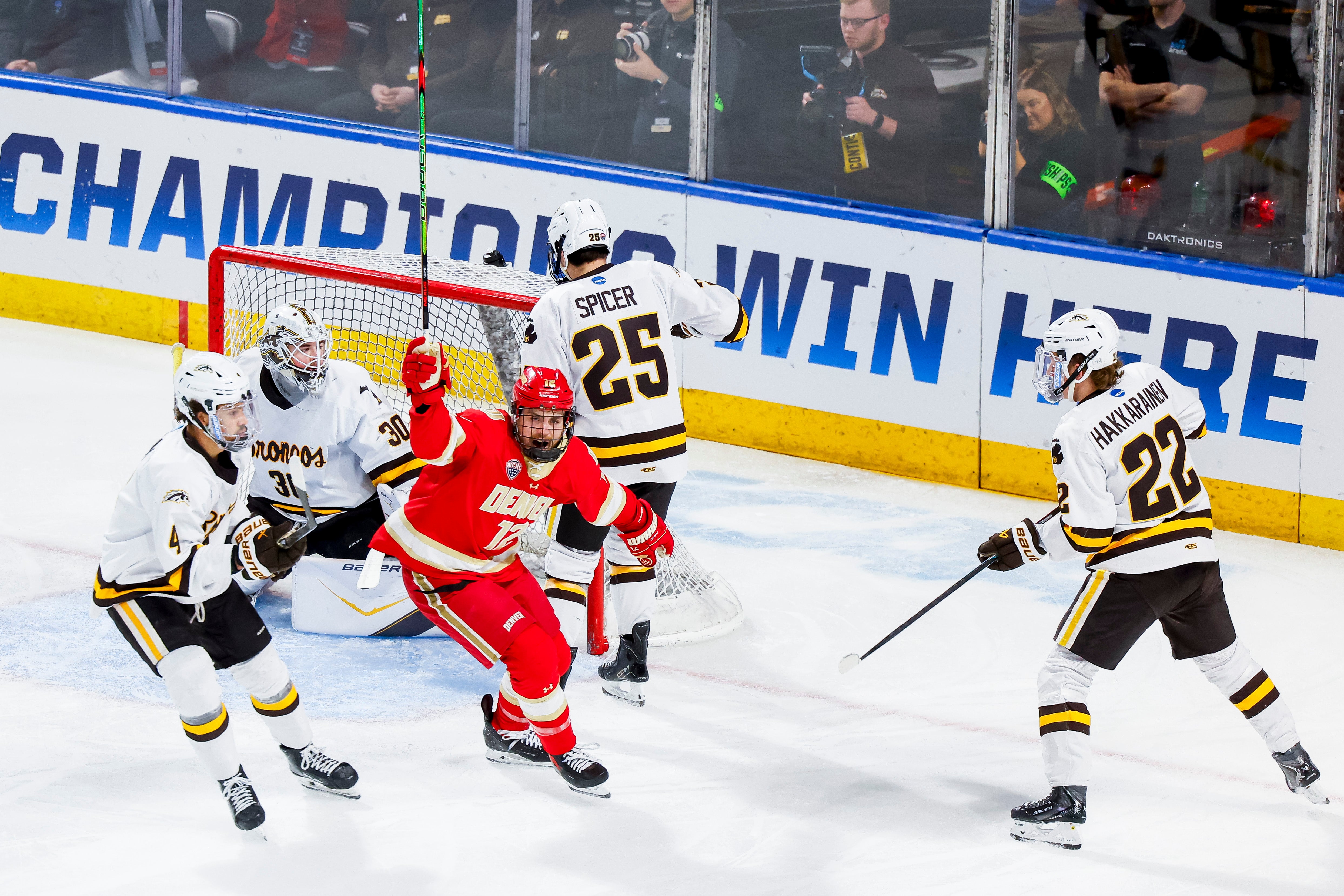 Late-Season Surge Sends Pioneers Back to Frozen Four