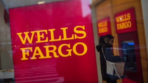 wells-fargo-sign-and-atms