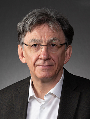 Andrei Kutateladze headshot