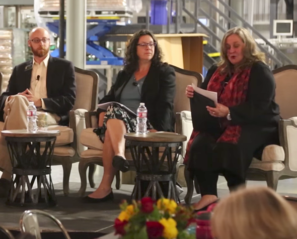 Dean Amanda McBride speaks to students about politics at Beers and Ballots