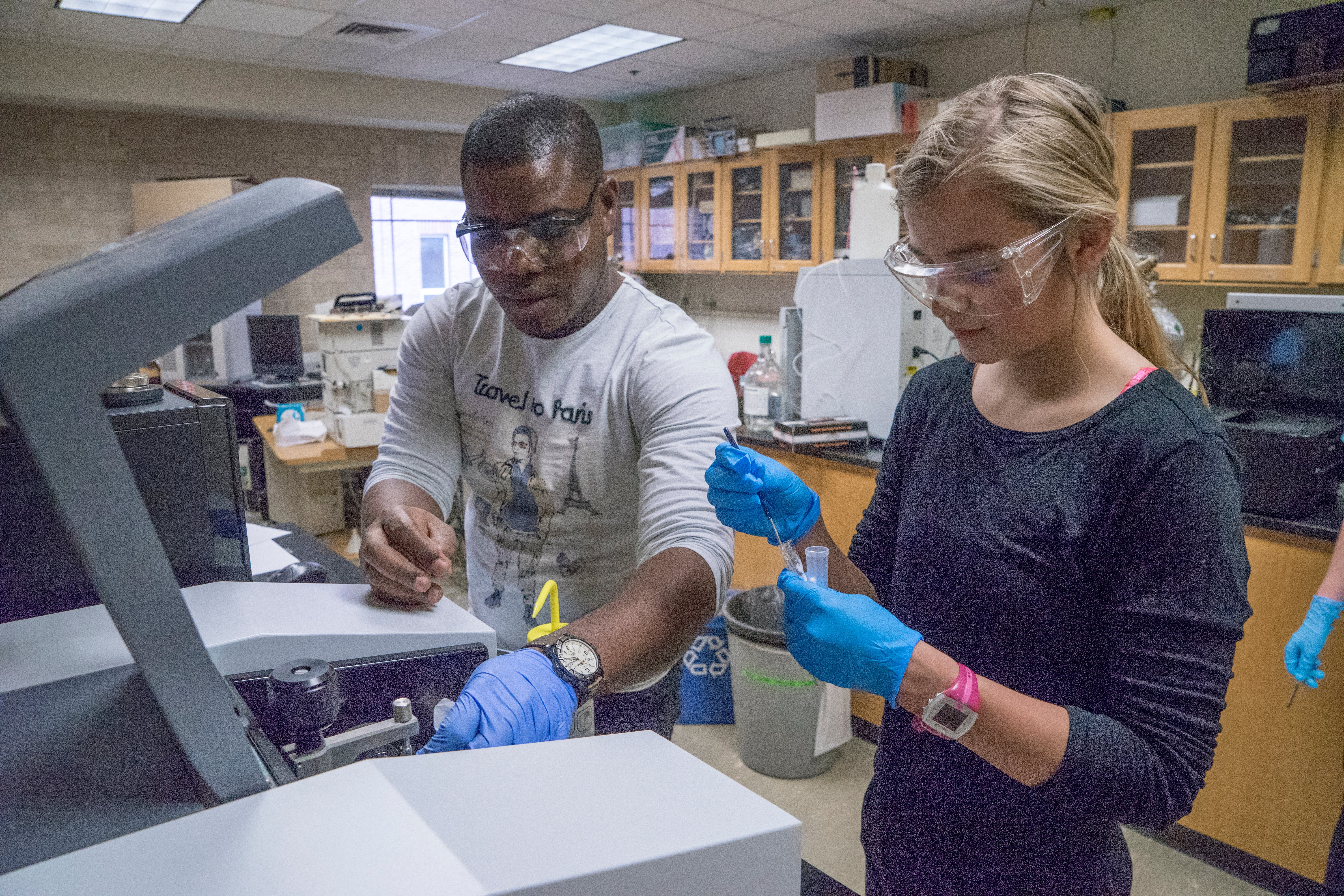 students working in lab