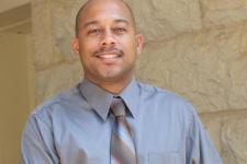 Headshot of DU professor Reggie Byron.