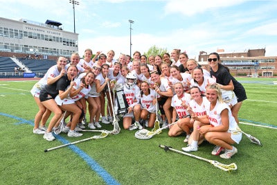 women lacrosse team photo