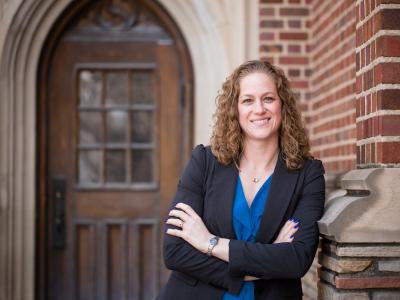 Andrea Gross headshot 