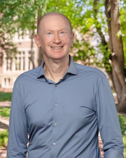 portrait photo of David Goldfischer