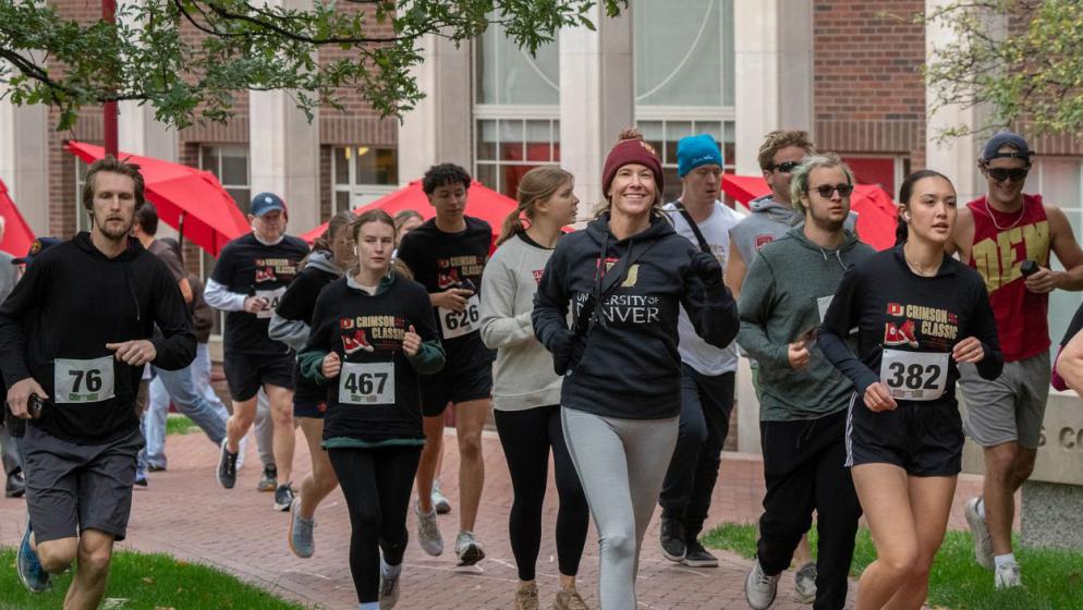 Crimson Classic Runners